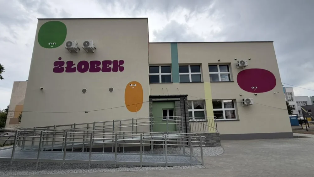Ostrowiec Św.: Kto zaopatrzy Miejski Żłobek? Zaglądamy do Centralnego Rejestru Umów