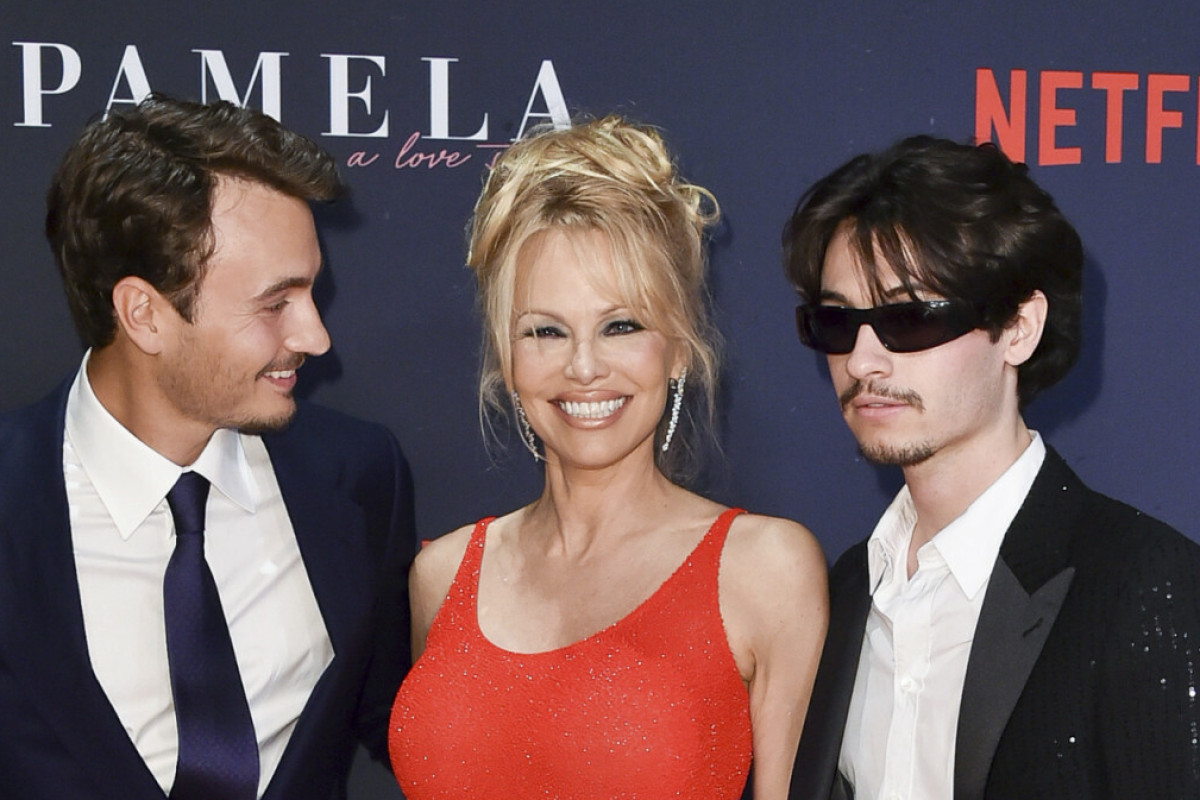 Pamela Anderson nie kryje szczęścia: „nie mogę się doczekać, aż zostanę babcią”. Jej syn właśnie się ożenił