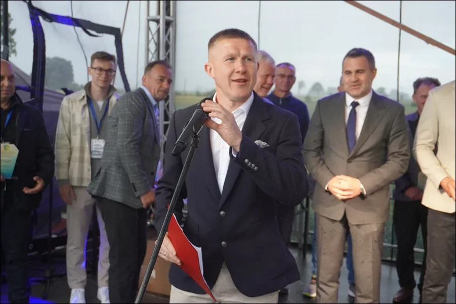 Pieniądze dla klubów z powiatu łowickiego. Wiadomo, na co wydadzą dotacje