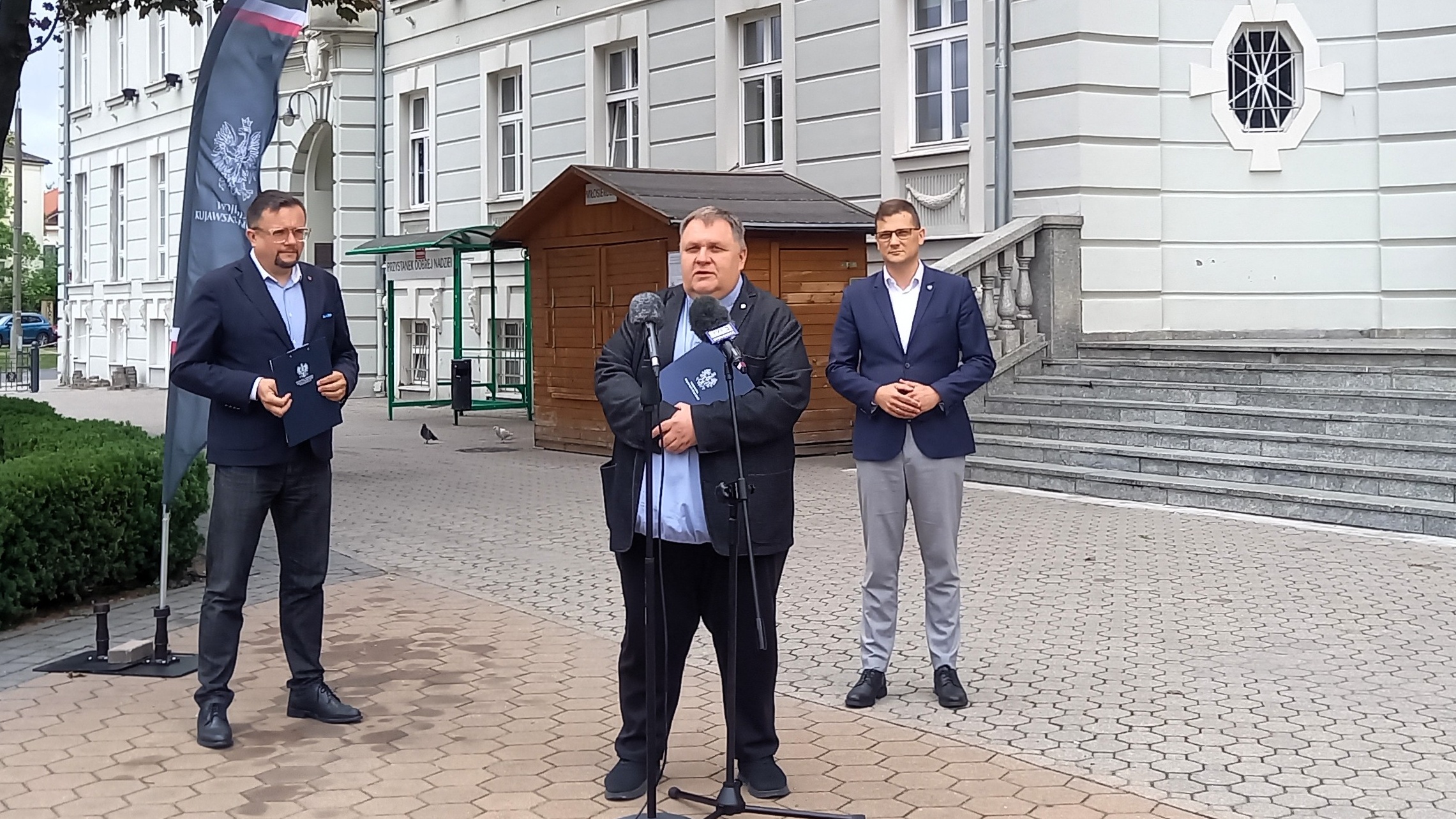 Pieniądze na projekty wspierające potrzebujących podzielone. Łącznie milion złotych dla regionalnych organizacji