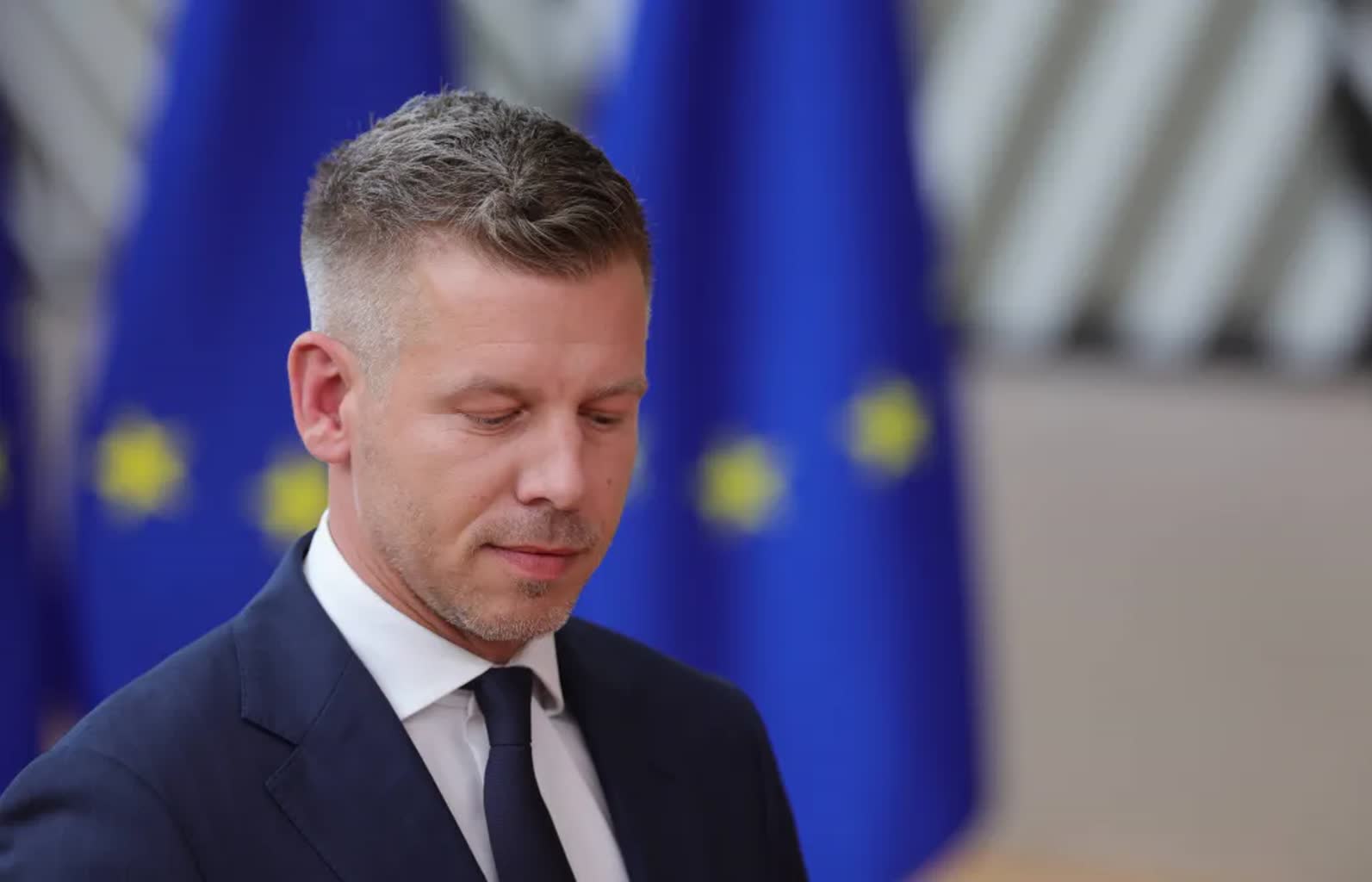 „Pierwsza porażka rządu Magyara”. Politolog o odmowie Polgar