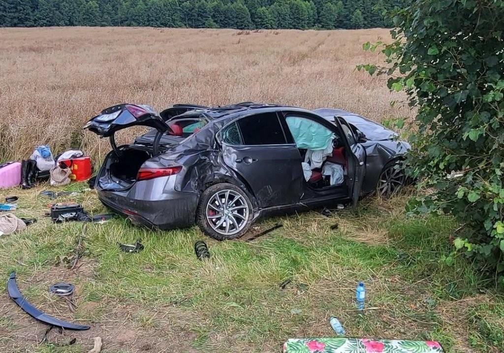 Pijani kierowcy, 29 wykroczeń i groźne dachowanie. Policja podsumowała weekend na drogach powiatu