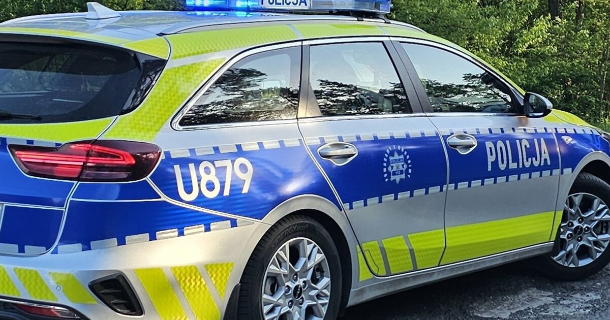 Pijany i z aktywnymi zakazami. W trakcie ucieczki doprowadził do kolizji