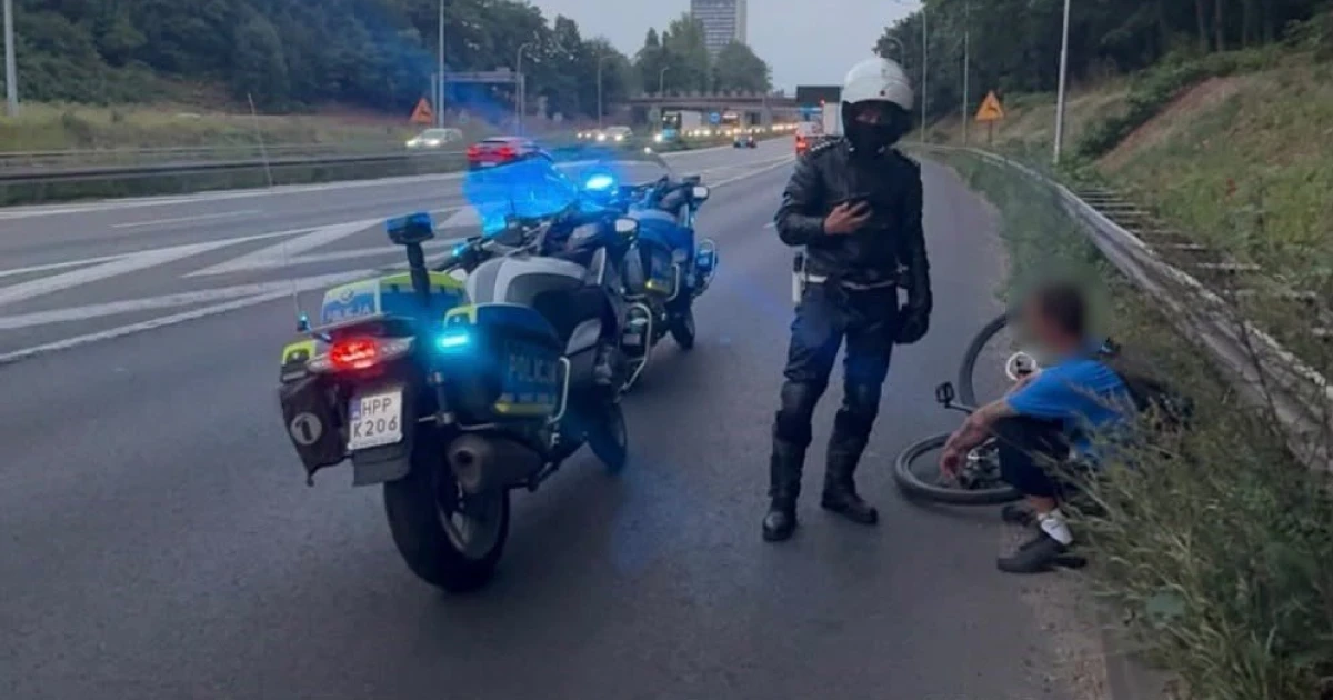 Pijany rowerzysta wjechał na autostradę A4 – 1,5 promila i 3 tys. zł mandatu
