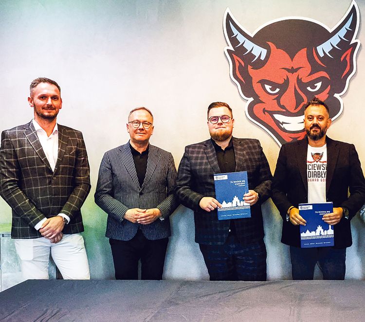 PILNE! Klub czy agencja - a wokół smród?