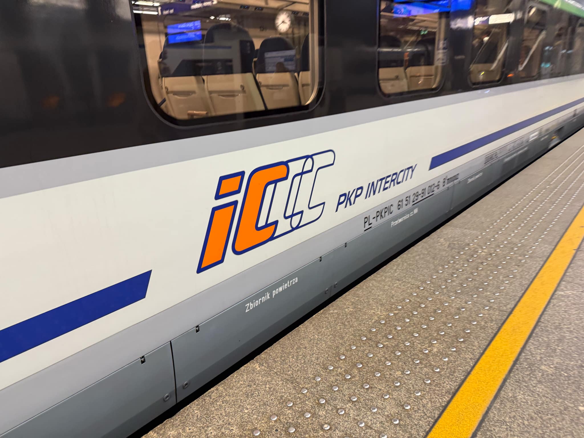 PKP Intercity przygotowuje się na falę upałów. Ważny komunikat dla pasażerów