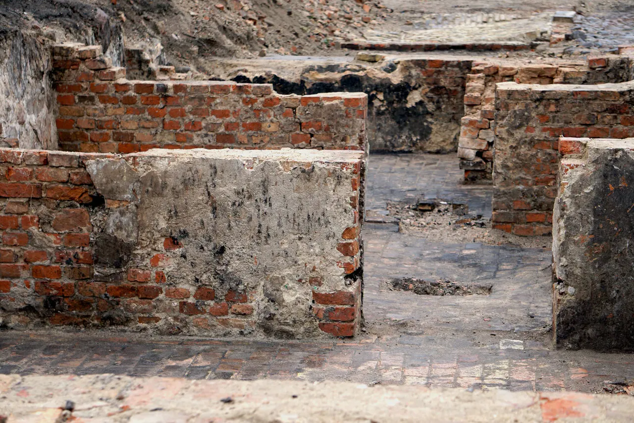 Wykopaliska archeologiczne na pl. Zwycięstwa w Pile