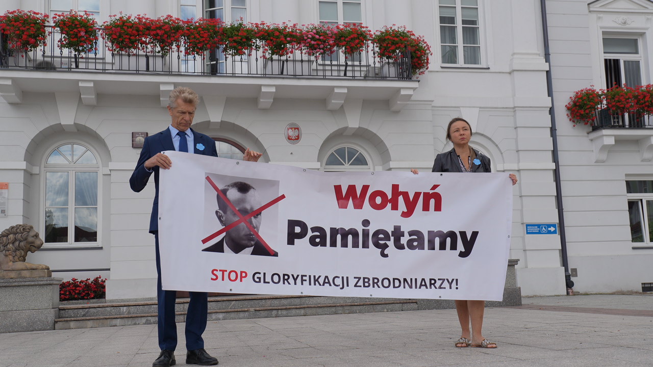 Płocka Konfederacja zapowiada kolejną edycję akcji „Kwiaty Wołynia”. Złożono także petycję do władz Płocka