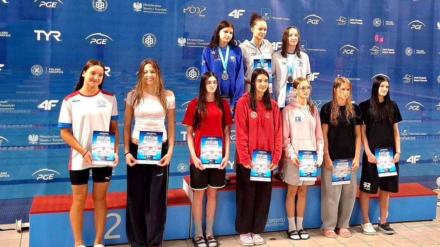 Pływacy z Kędzierzyna-Koźla z medalami mistrzostw Polski. ZDJĘCIA