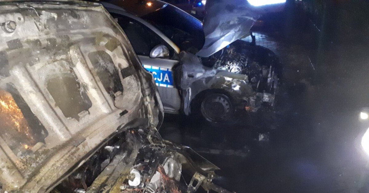 Po ośmiu latach wraca głośna sprawa spalonych radiowozów. 38-latek przed sądem