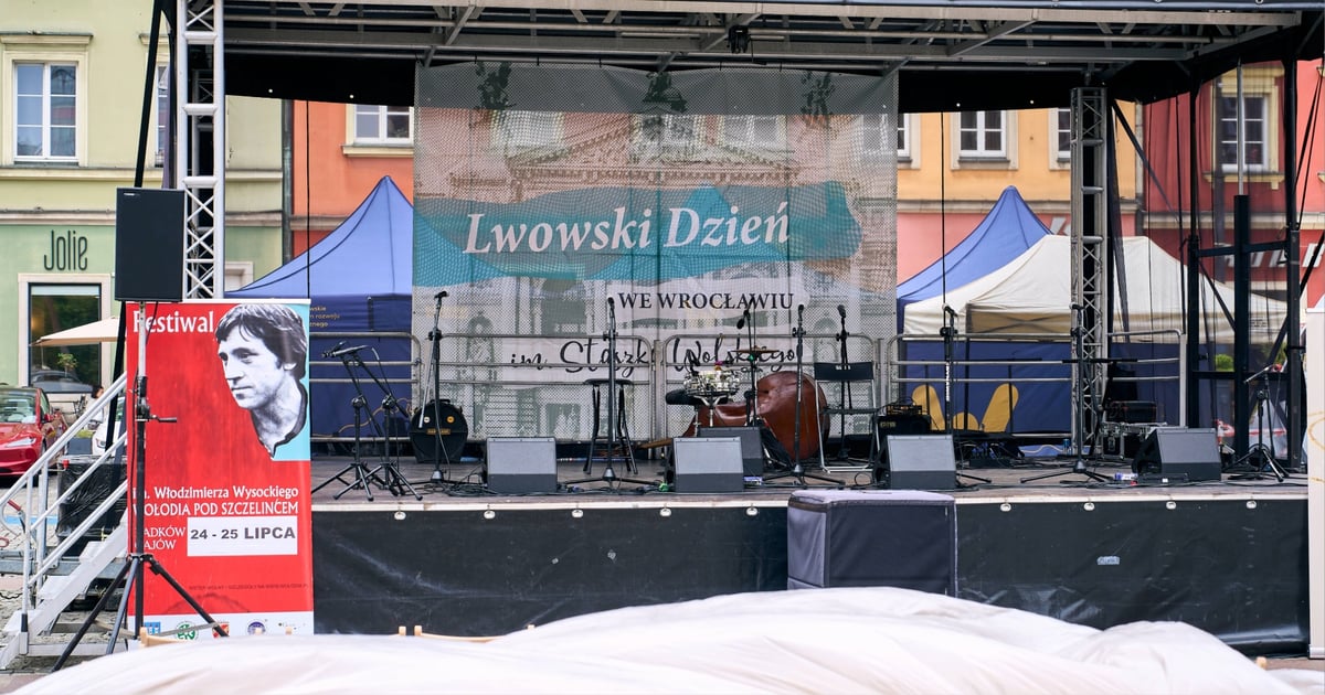 Poczuj klimat przedwojennego Lwowa. Dziś bezpłatny koncert na Solnym
