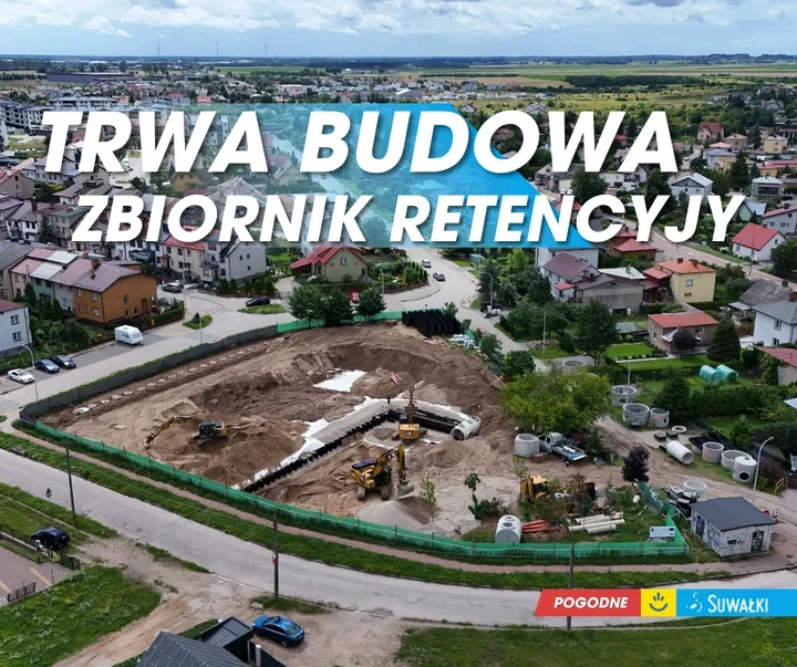 Pod ziemią powstaje zbiornik retencyjny. Prace objęły też miejską sieć deszczową