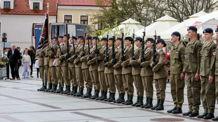 Uczniowie klasy mundurowej XVI LO w Tarnowie