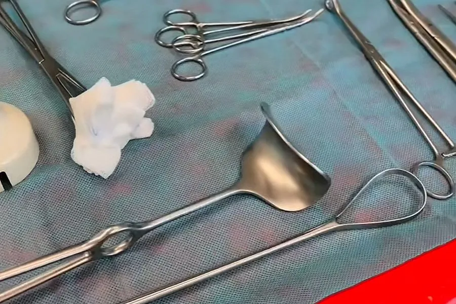 Pokazali to, czego zwykle nie widać. Wadowicki szpital uchyla drzwi sali operacyjnej i łamie wielkie tabu „cesarki”!
