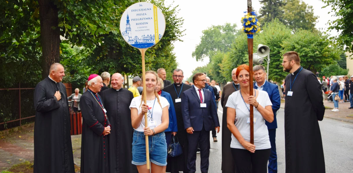 Pokonają ponad 30 km dziennie. Pątnicy gotowi na ekstremalny sprawdzian!