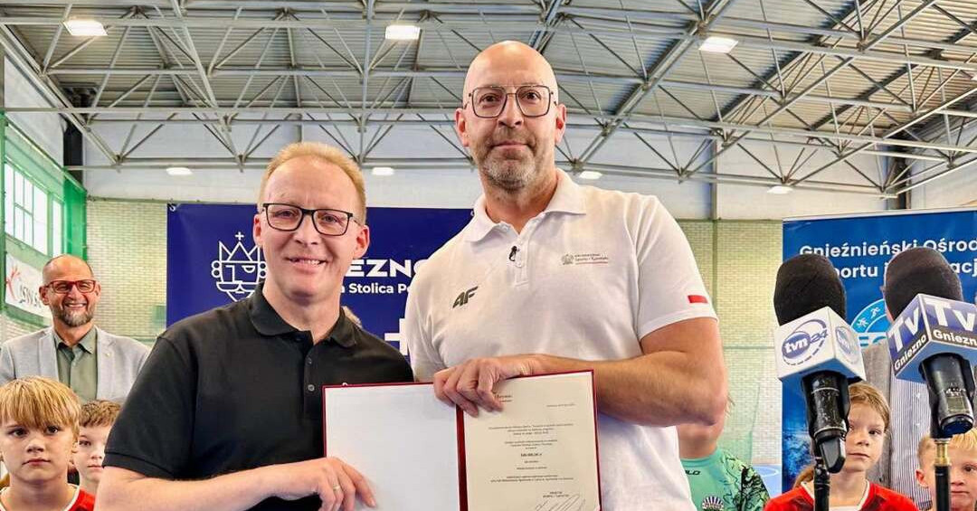 Pół miliona złotych dla Gniezna. Hala przy ul. Sportowej przejdzie modernizację