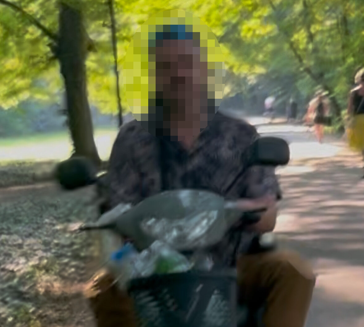 Policja bada sprawę potrącenia w Parku Sołackim. Obaj uczestnicy uważają się za poszkodowanych