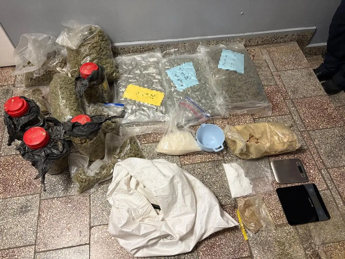 Policja z Kłodzka przejęła 14 kg narkotyków w wyniku skutecznej interwencji
