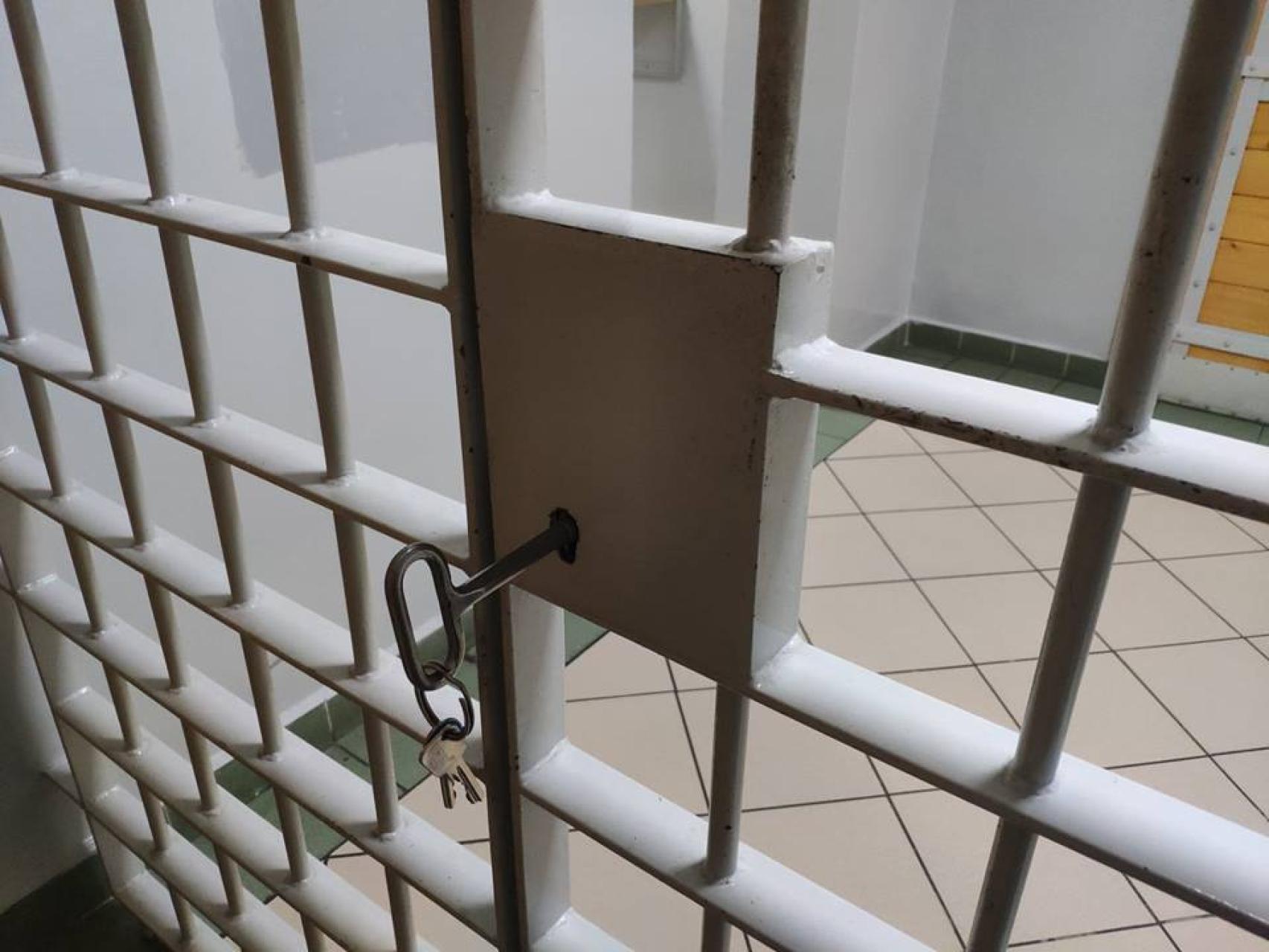 Policja zatrzymała mężczyznę, który wyzywał ukraińskich pracowników na budowie w Skawinie