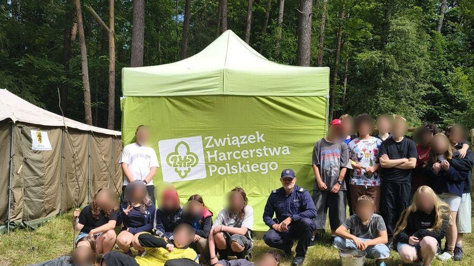 Policjanci kontrolują obozy harcerskie w powiecie wejherowskim