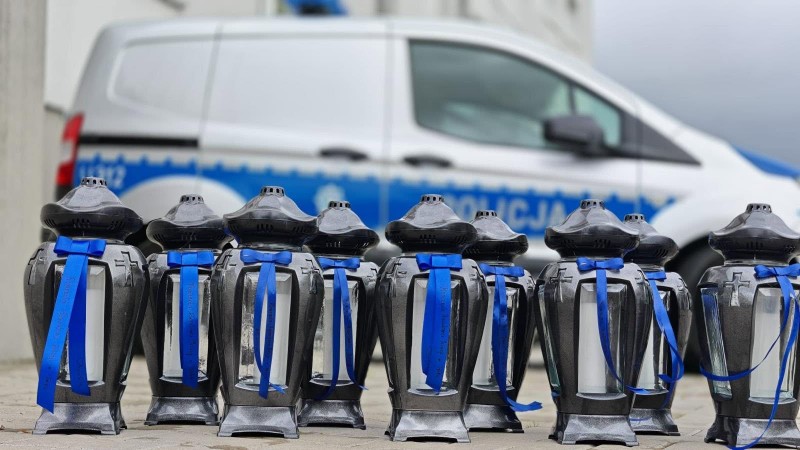 Policjanci z Turku uczcili pamięć zmarłych kolegów