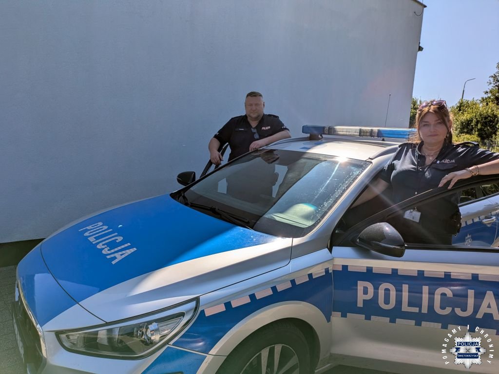 Policjanci ze Skarżyska pilotowali samochód z chorym dzieckiem aż do szpitalnego oddziału ratunkowego