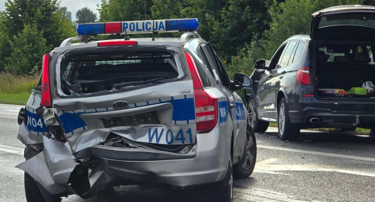 Policjantka straciła panowanie nad radiowo…