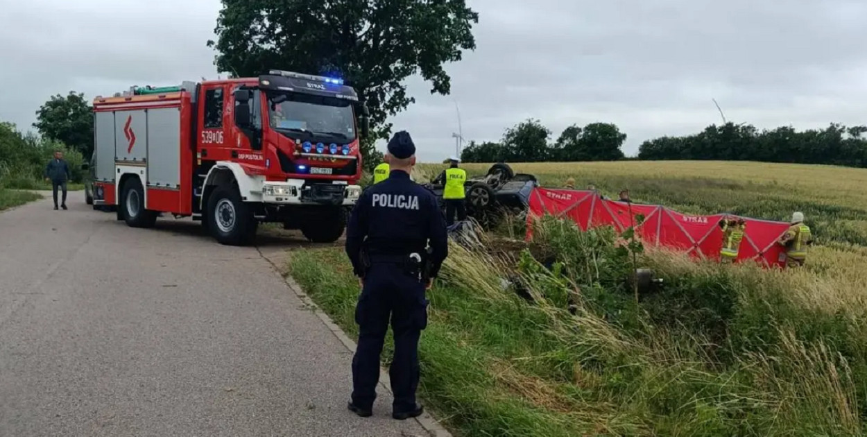 Pomorskie: Cztery osoby zgięły w wypadku samochodowym w