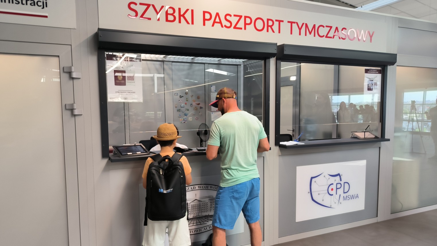 Ponad 8 tys. podróżnych skorzystało już z punktu paszportowego na lotnisku Katowice w Pyrzowicach