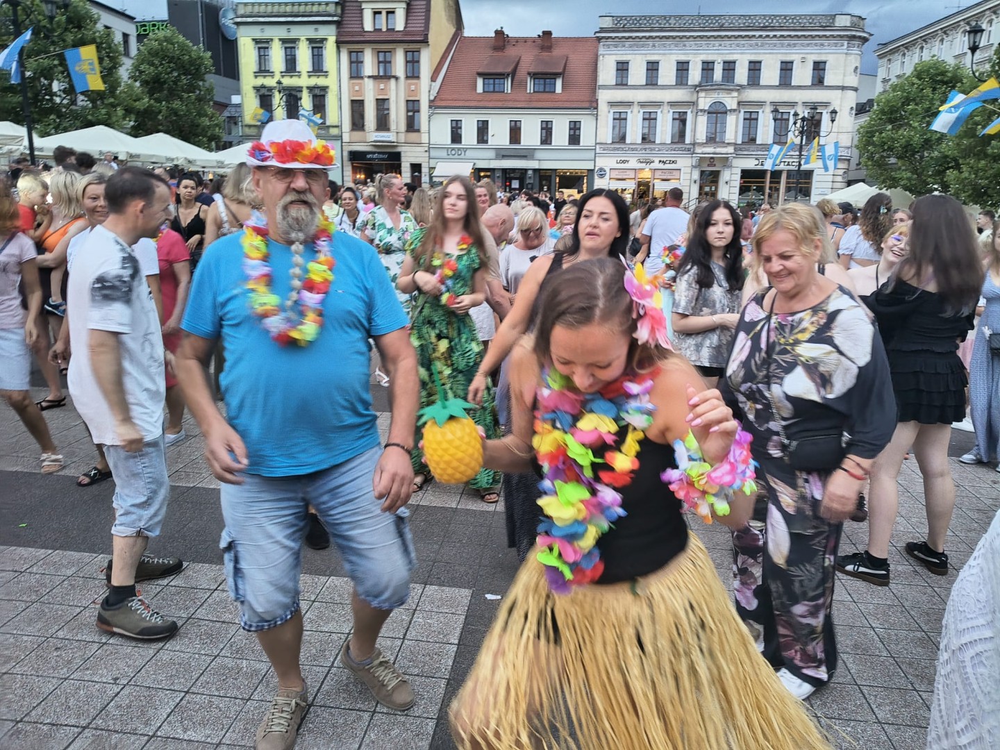 Potańcówka na rynku, koncerty w dzielnicach. Jak co tydzień dzieje się w Rybniku