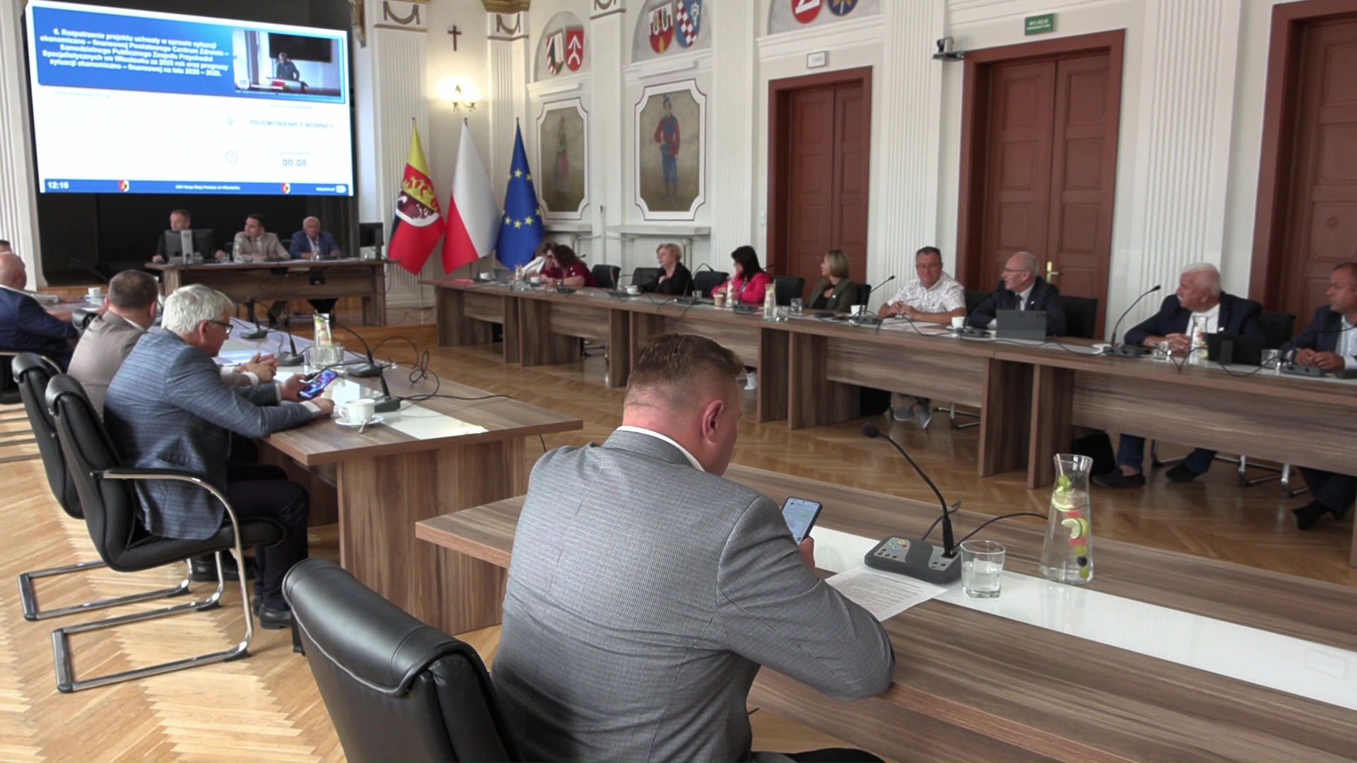 Powiat planuje kolejne inwestycje. Za nami sesja rady
