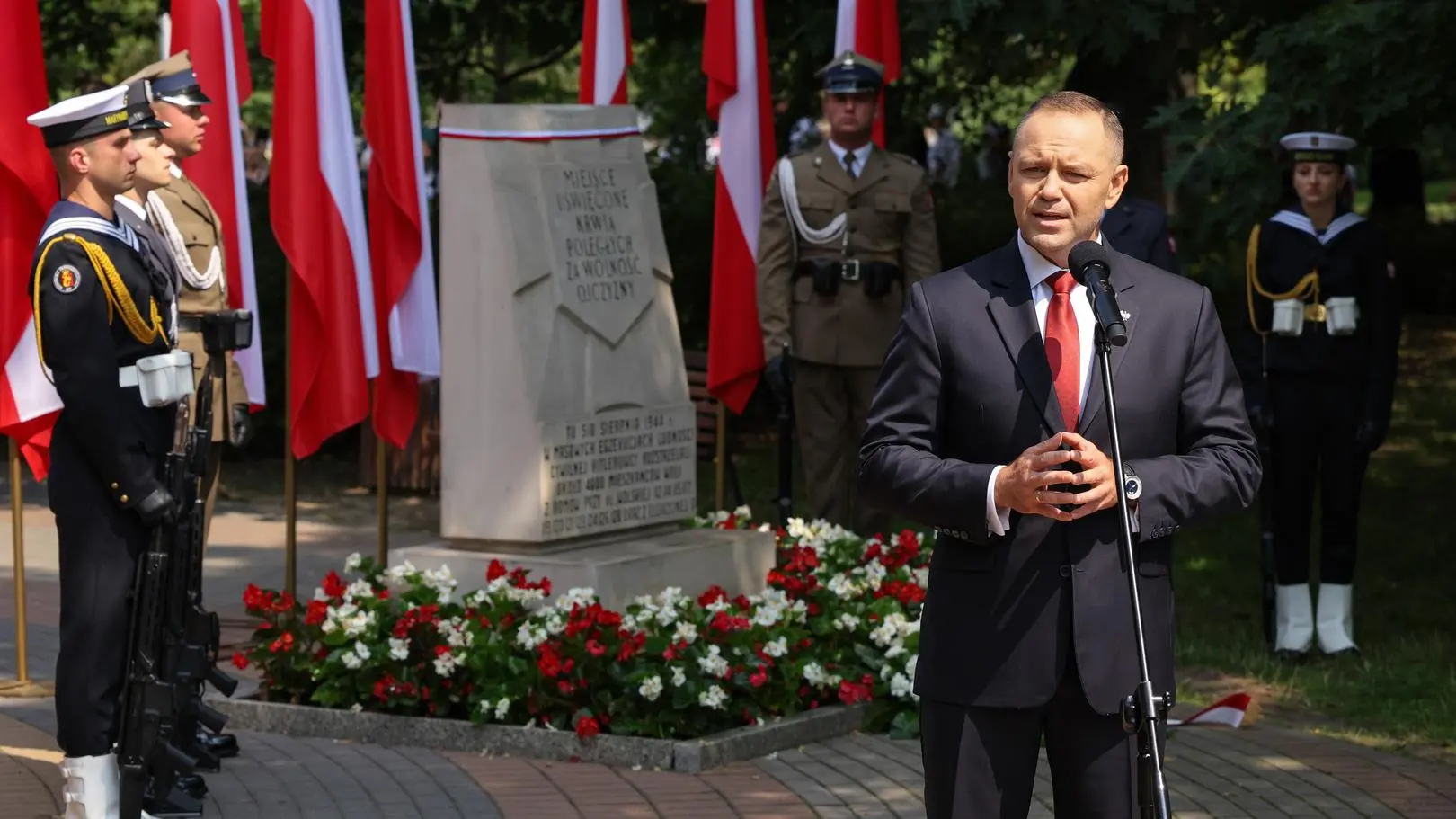"Powstanie Warszawskie to nie tylko walka, to także cierpienie niewinnych ofiar"