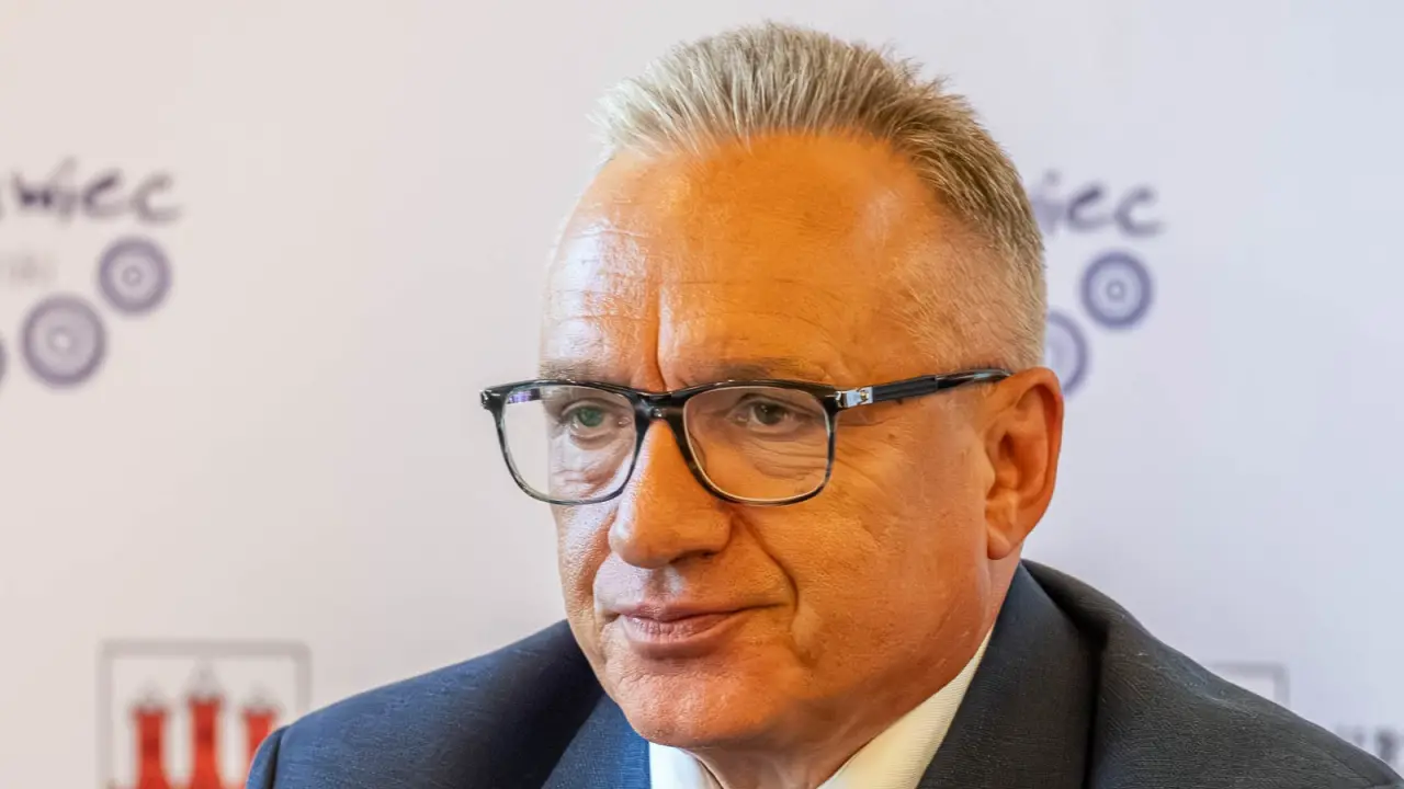 Prezydent, który straszy zamiast rządzić