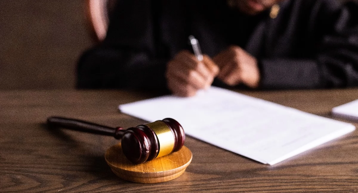 Prokuratura oskarżyła mieszkankę Legnicy o oszukiwanie staruszków