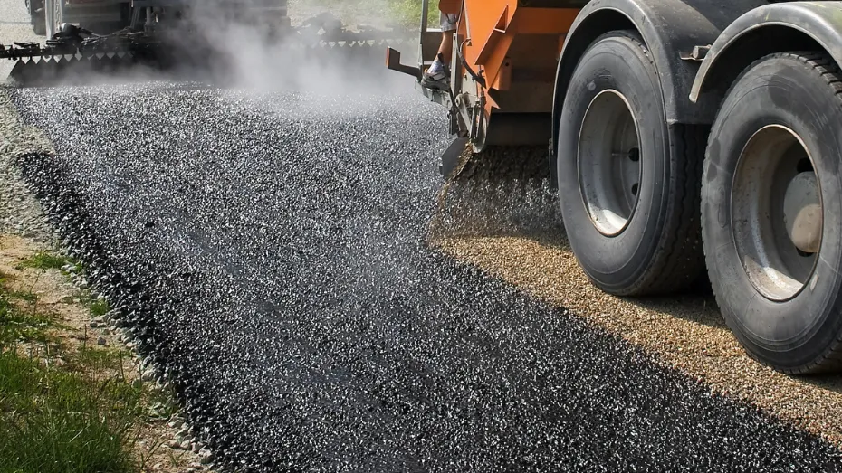 Przebudują drogę. Podpisano umowę na pierwszy etap prac