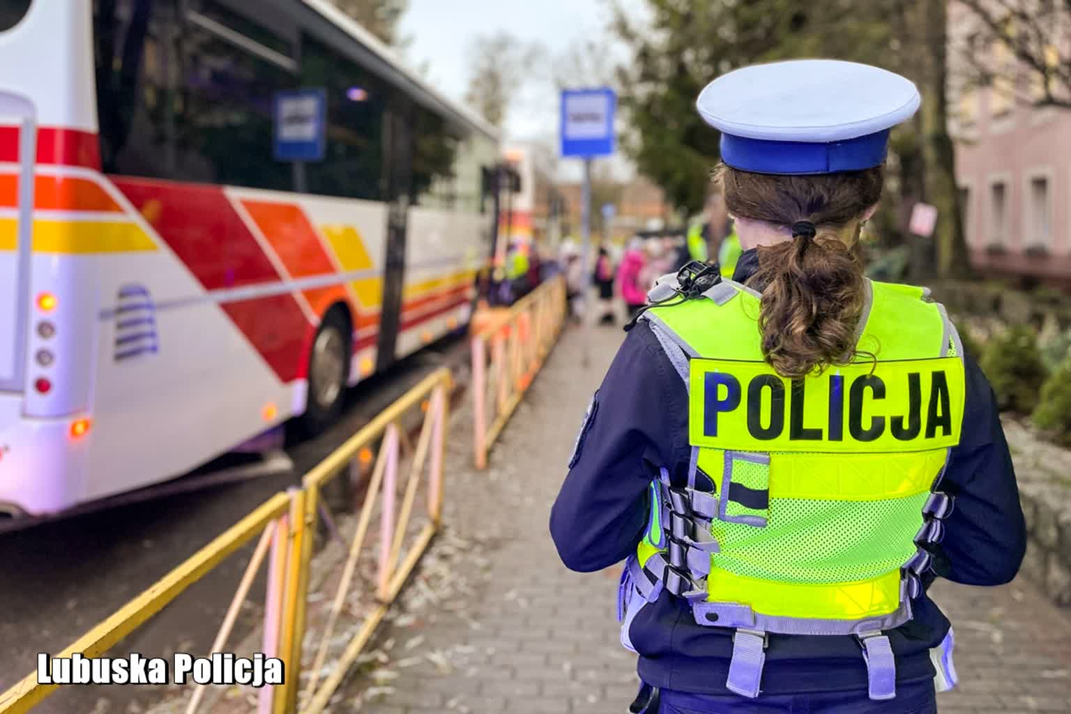 Przed wyjazdem dziecka na obóz zgłoś autokar do kontroli