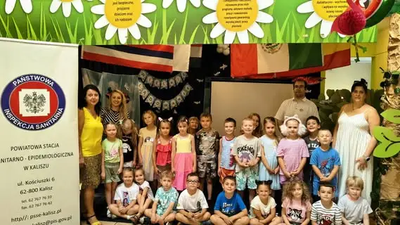 Przedszkolaki odkrywają świat drobnoustrojów z sanepidem w Kaliszu