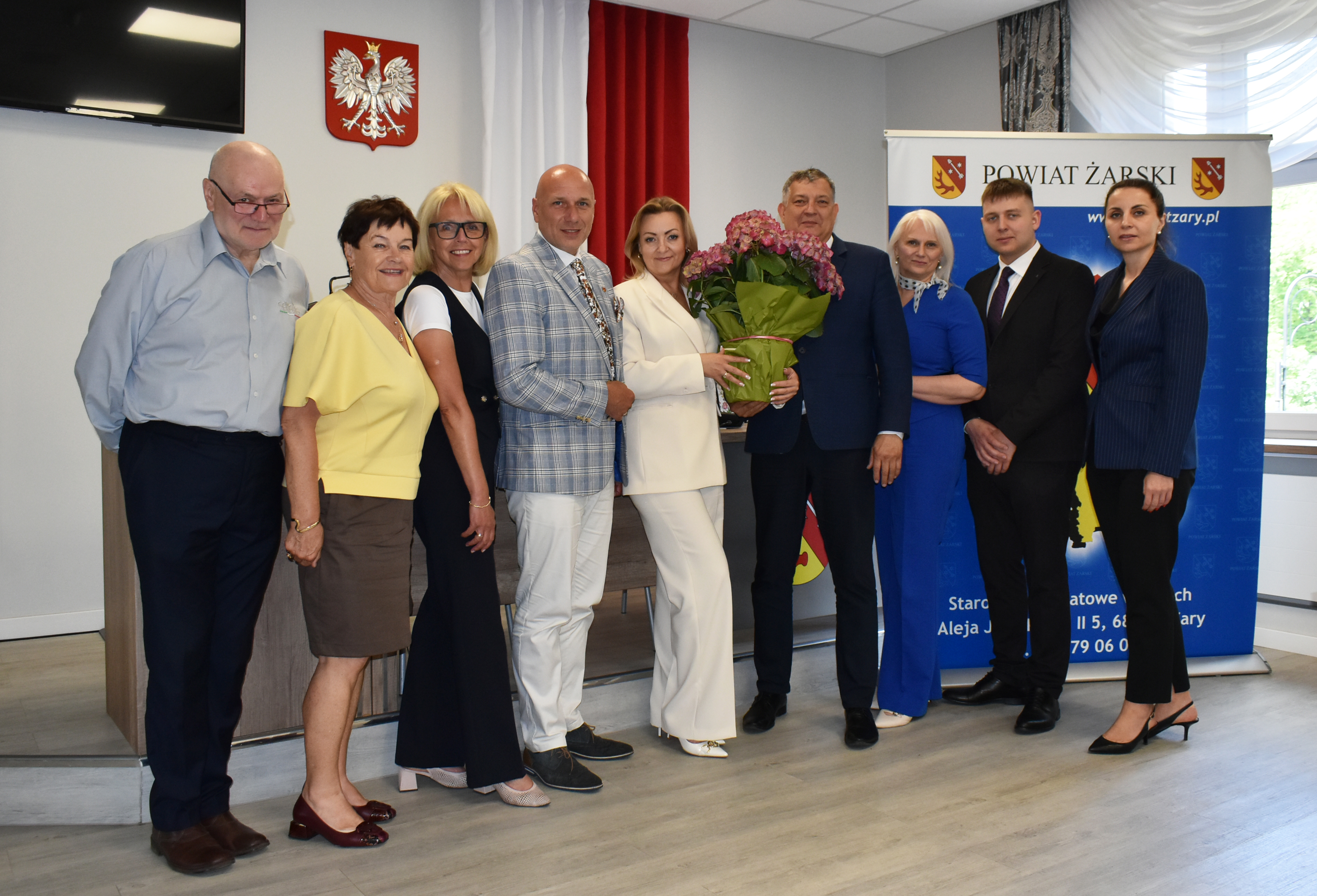 Ilustracja do informacji: Zarząd Powiatu Żarskiego z absolutorium i wotum zaufania