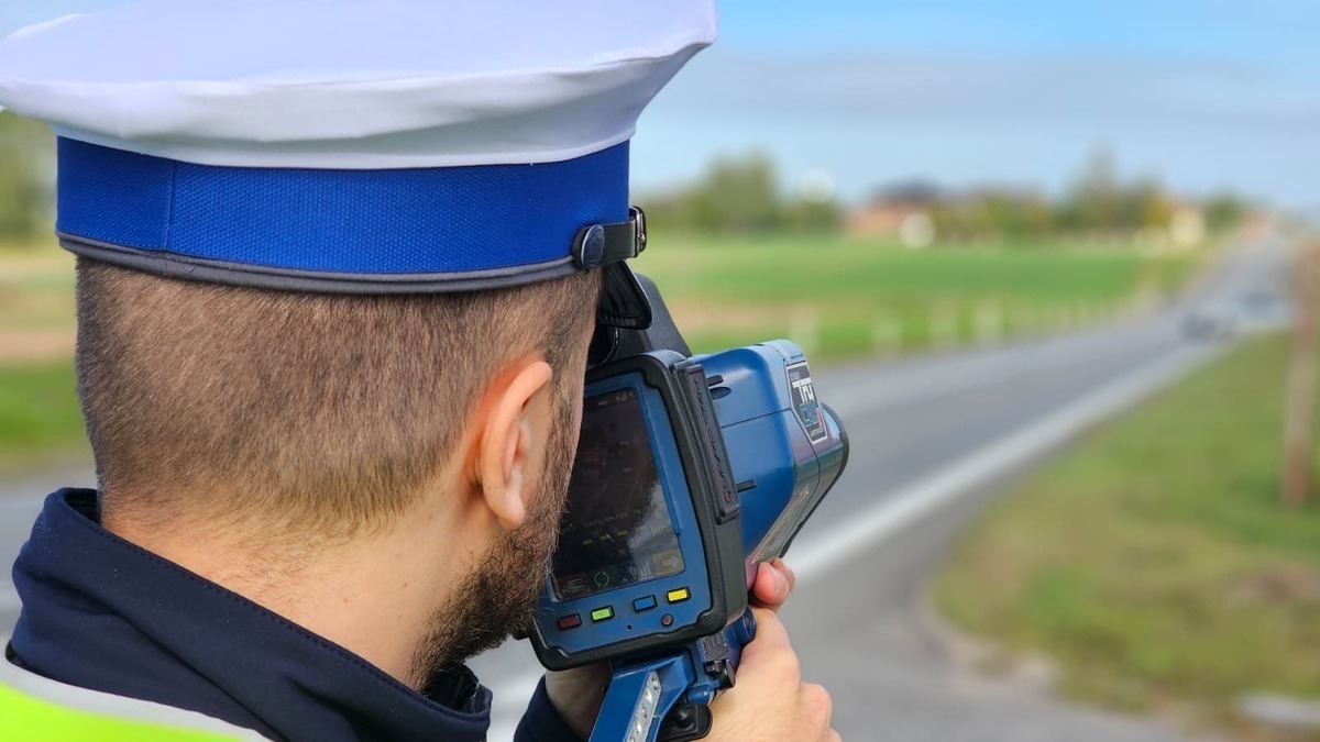 Przekroczyła prędkość o 53km/h poza obszarem zabudowanym, straciła prawo jazdy na trzy miesiące