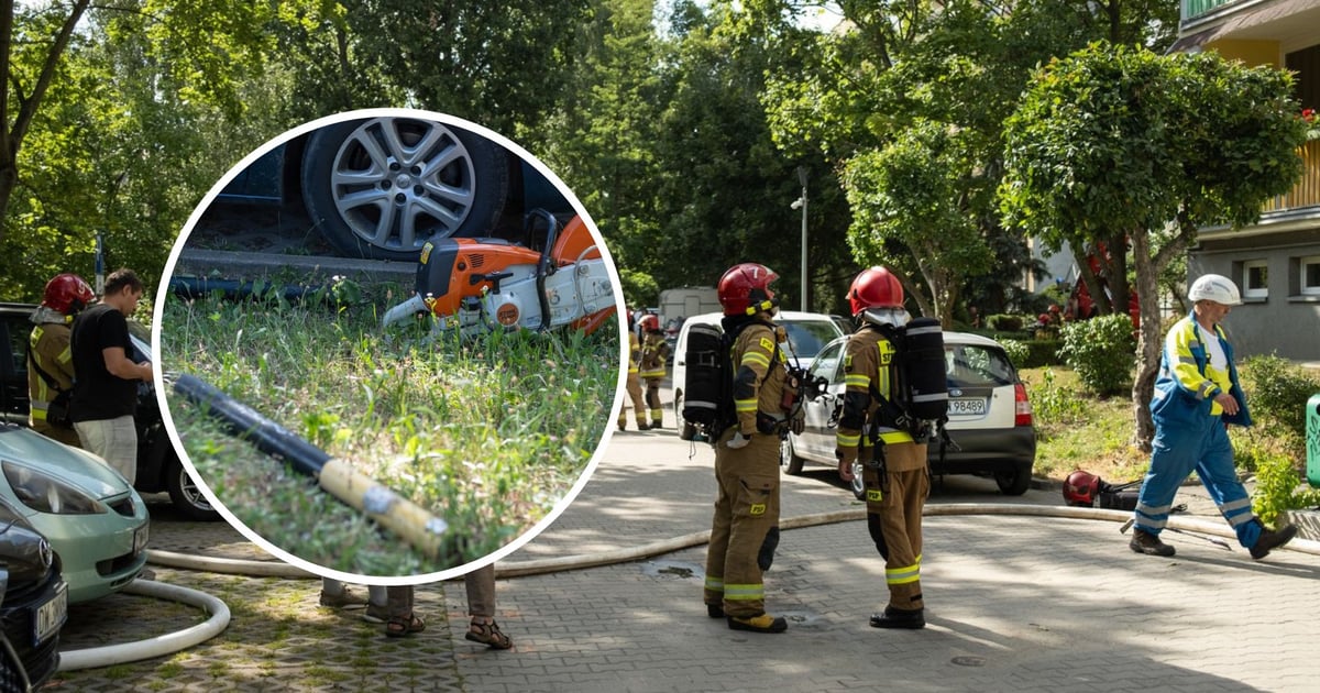 Przez "dzikie" parkowanie strażacy musieli szukać innej drogi do pożaru