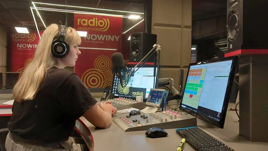 Radio Andrychów żegna się z AM i wchodzi na FM 90,9. Sygnał dociera też do Wadowic i Zatora