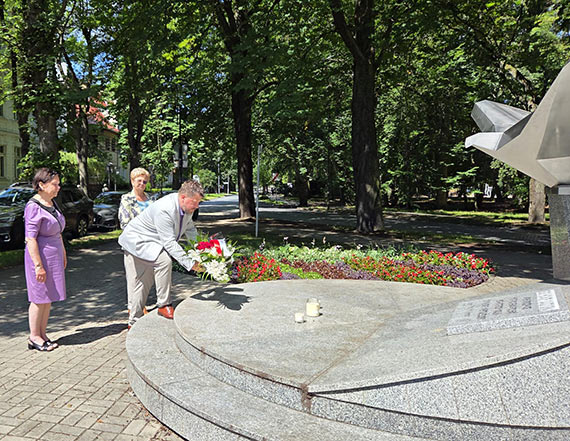 Radni PiS uczcili ofiary Rzezi Wołyńskiej