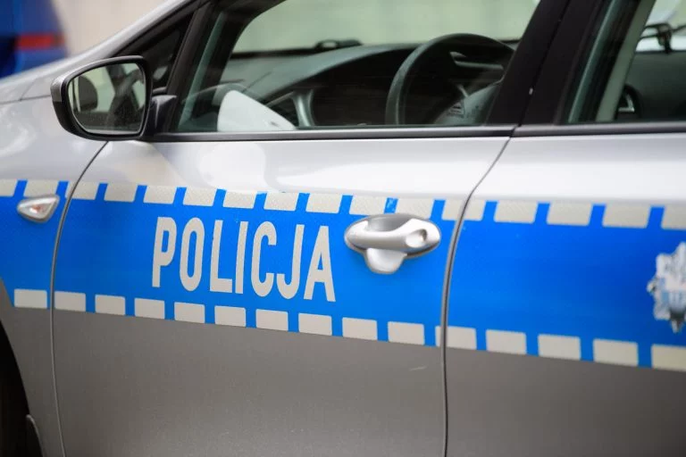 Read article: Prowadziła po alkoholu i złamała sądowy zakaz. 44-latka deportowana z Polski