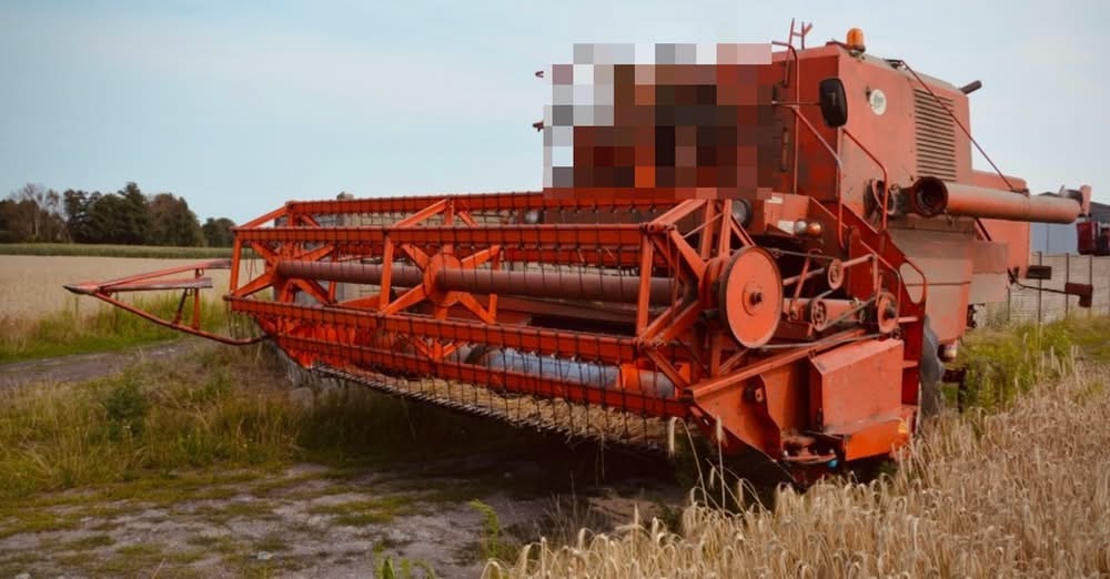 Region. Kompletnie pijany kierował... kombajnem po ulicach!