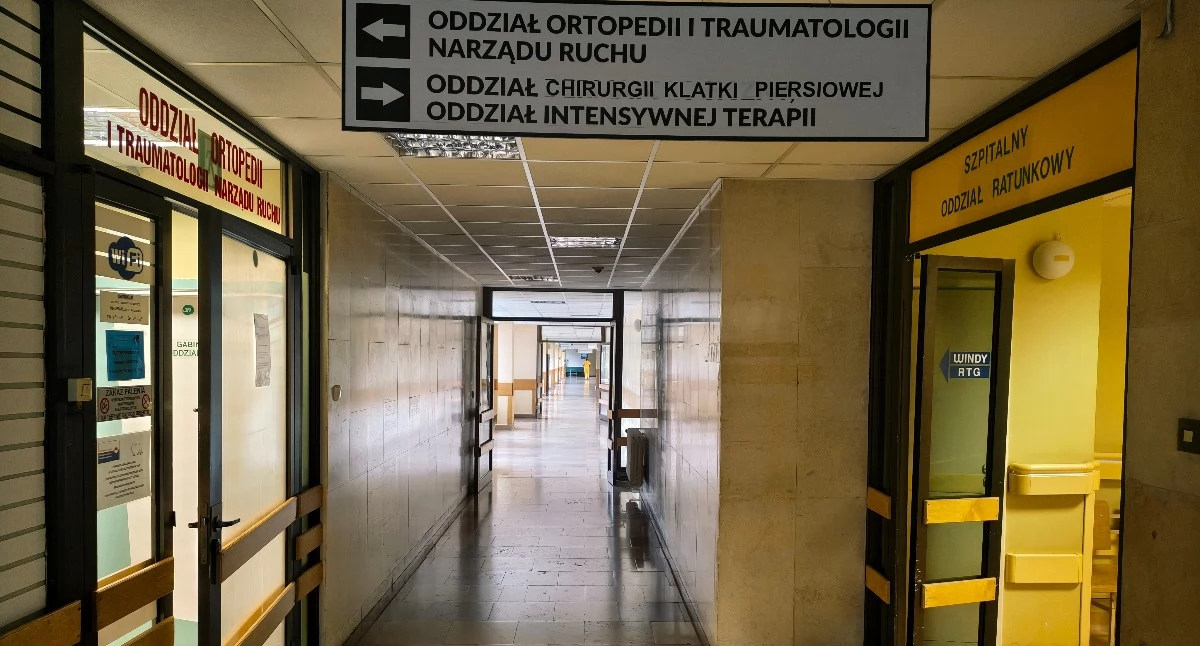 Rekordowe na tle kraju zarobki w szpitalu w Pile. Powodem brak esek?
