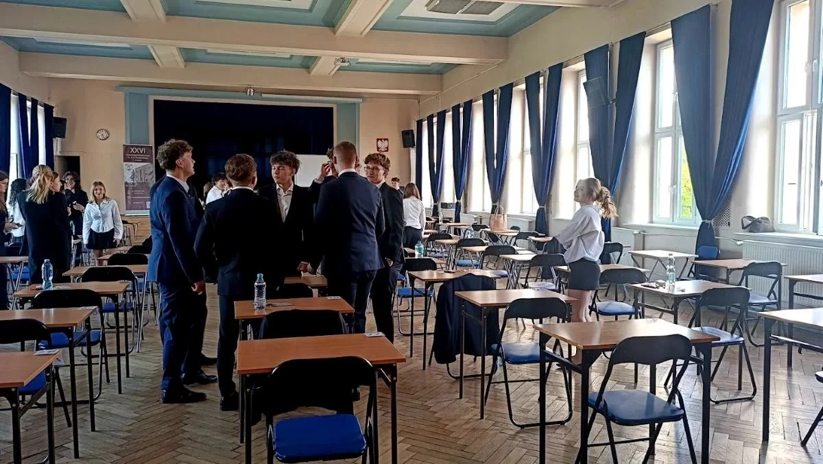Rekrutacja do szkół w Łodzi zaskoczyła. Te licea przeżyły prawdziwe oblężenie