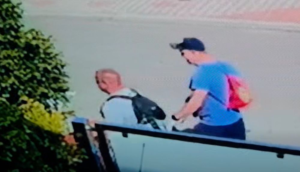 Rozbił szybę w samochodzie i uciekł. Poszkodowana szuka sprawcy ataku w Dziwnowie