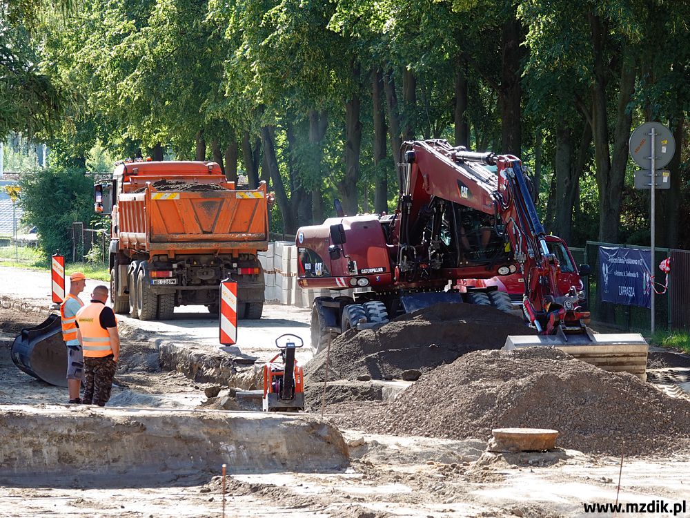 Rozpoczęła się inwestycja drogowa na Osiedlu nad Potokiem. Połączone zostaną dwa odcinki ul. Szklanej