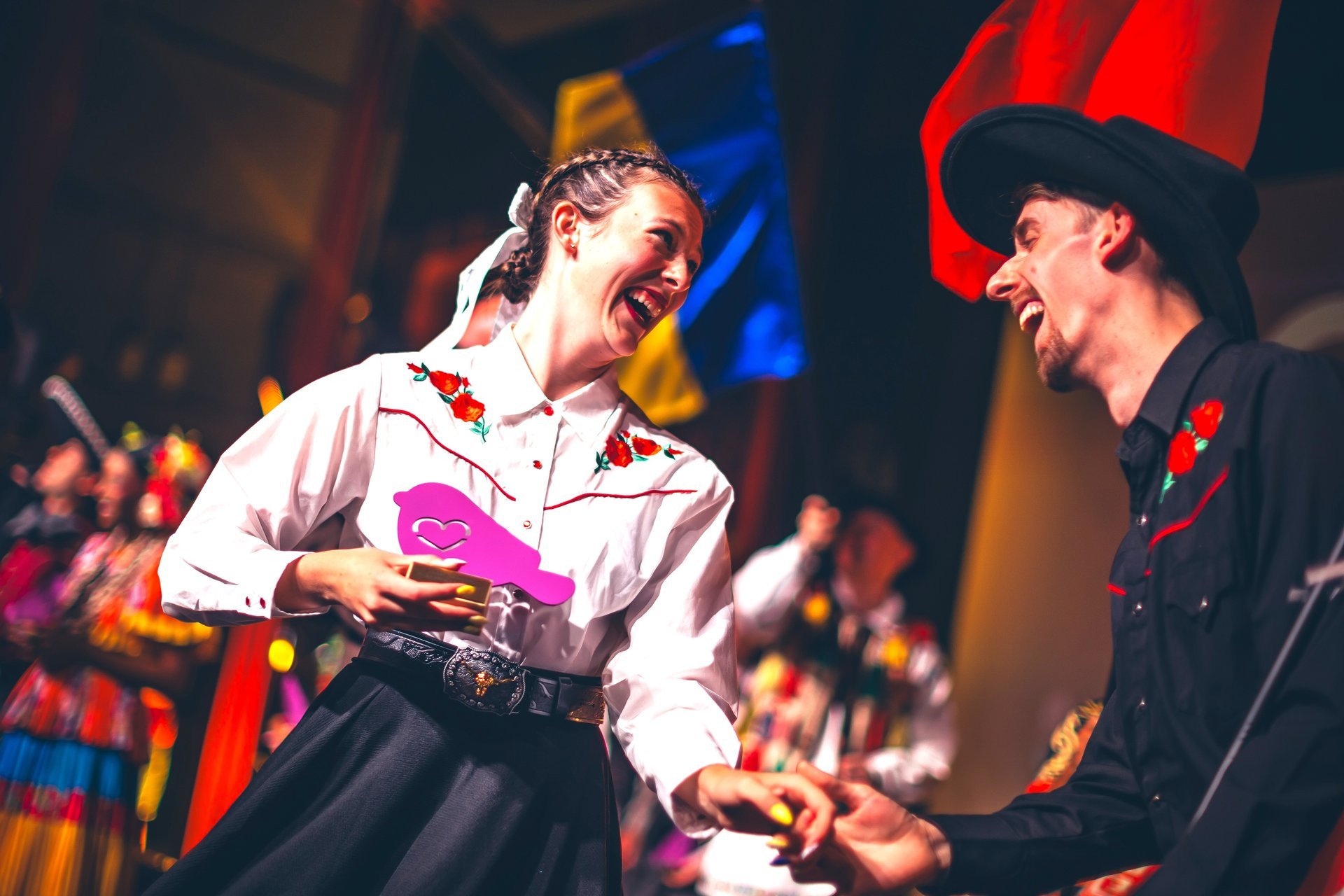 Roztańczone Myślenice. Zaczął się Festiwal Folkloru, przybyły zespoły z całego świata