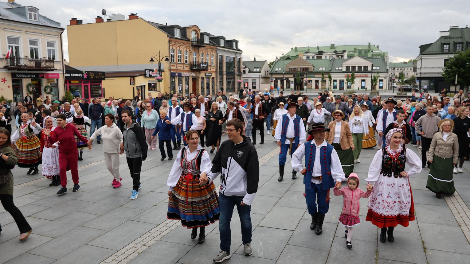 Roztańczone Suwałki! Za nami potańcówka „Obtańcuj mnie Suwalczaku”